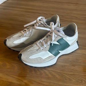 New Balance 327 white leather green logo (anthropologie)